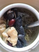 乌鸡花胶汤功效