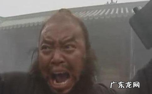 李鬼的板斧一一歇后语两个字