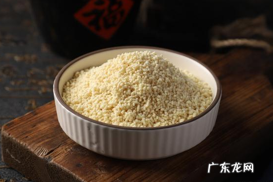 蚝油和鸡精区别 蚝油和鸡精哪个更健康更安全