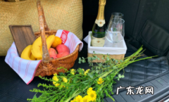 红酒在高温下放在车后备箱会坏吗 红酒放后备箱过夏天还能喝么