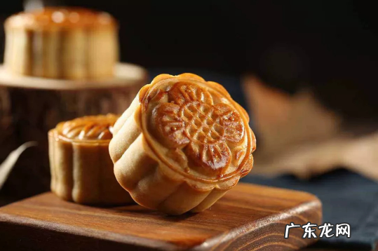 月饼要放冰箱冷藏吗 月饼打包是要趁热还是放凉