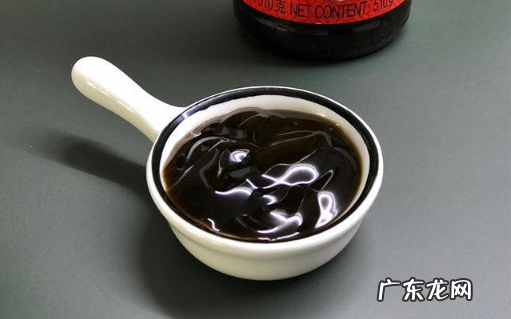 蚝油不能和什么菜一起炒 蚝油和酱油可以一起放来炒菜吗