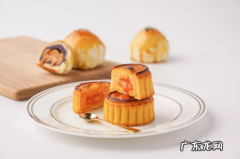 月饼里面的脱氧剂吃了会怎么样 月饼脱氧剂可以跟月饼放在一起吗