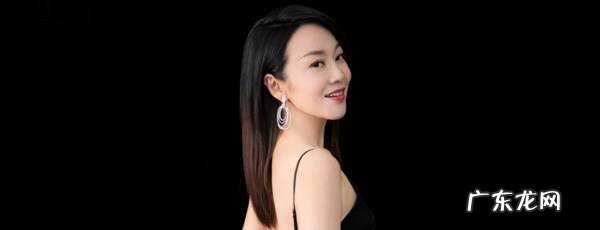 闫妮在炊事班的故事里演的什么