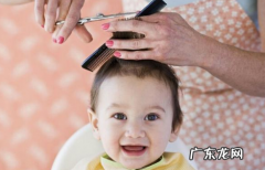 3岁的女宝宝剃光头 女儿3岁了头发稀少又软剃光头有用吗