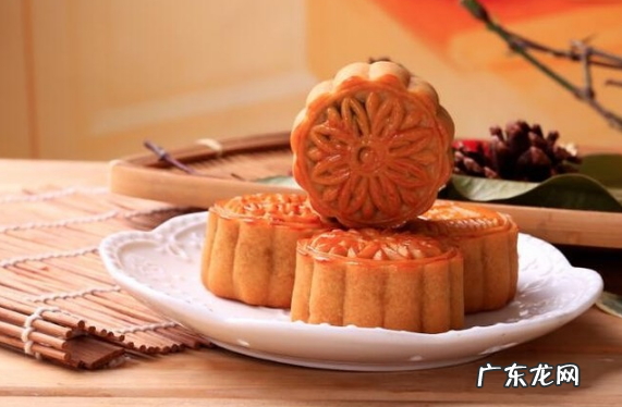 月饼为什么要回油 月饼回油跟温度有关系吗