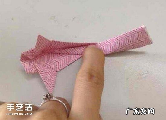 怎么快速用纸做金鱼