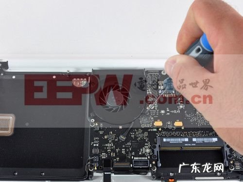 电脑散热器一直响怎么回事
