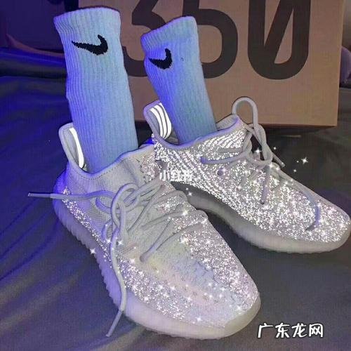 椰子满天星晚上会亮吗