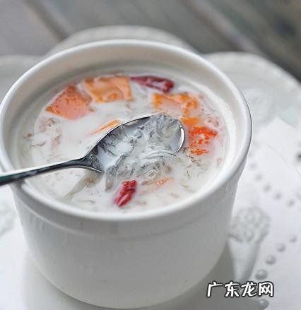 燕窝炖牛奶的功效