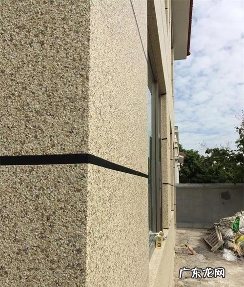 建筑房子外墙贴瓷砖好还是喷漆好 外墙贴瓷砖好还是真石漆好