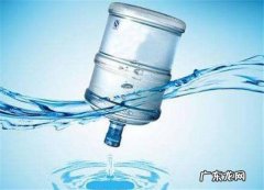 细说纯净水的好与弊 纯净水的水质特征都有哪些说一说