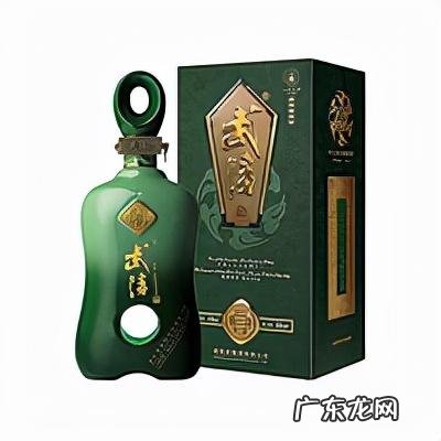 黄金酒53度酱香型多少钱 黄金酱酒53度价格表