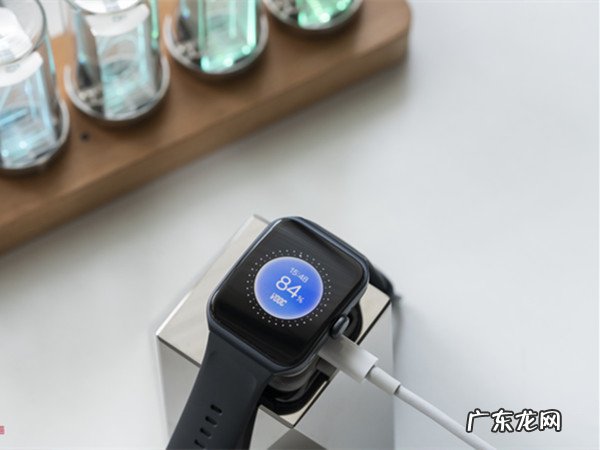oppowatch3pro怎么充电 oppowatch3pro如何充电