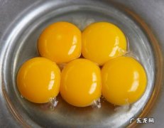 吃蛋黄有什么好处,吃蛋黄的坏处？看完就知道了!