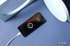 iqooz3怎么投屏