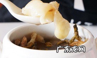 花旗参花胶炖鸡汤的功效与作用 广东花旗参花胶鸡汤的做法