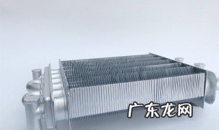 壁挂炉交换器有黑灰怎么回事 壁挂炉交换器有黑灰怎么回事视频