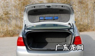 宝马745后备箱打不开怎么回事 宝马745后备箱怎么开逃生