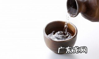 喝酒腿肿是怎么回事 喝酒腿肿是怎么回事啊