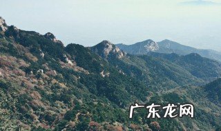 齐鲁青未了描绘了什么 齐鲁青未了对描写泰山的作用