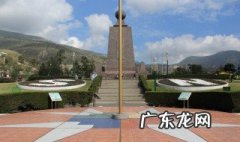 赤道上方 赤道上面是什么线