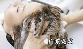 用什么洗头发可以防脱发? 用什么洗头发有防脱功效
