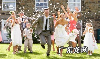 11岁可不可以当花童呢 11岁可不可以当花童