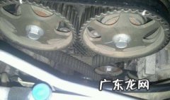 发动机的水泵轻微漏水 发动机水泵轻微漏水还能用多久
