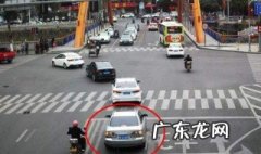车坏在红绿灯处会被罚款不 车坏在红绿灯算违章吗