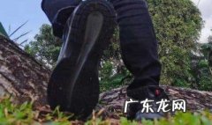 新鞋两侧磨脚最好的小窍门 鞋子前面磨脚怎么办