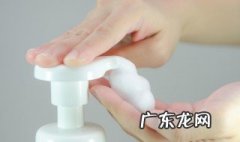 油性皮肤不用洗面奶可以吗 油性皮肤不用洗面奶可以吗