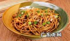 热干面为什么要加醋 热干面为什么要用油
