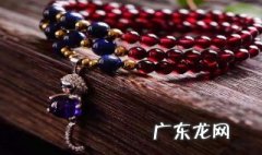 石榴石应该戴在右手还是左手 石榴石戴在左手还是右手比较好