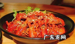 蒸龙虾的时候为什么会冒泡呢 蒸龙虾的时候为什么会冒泡