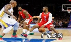 运球的时候哪几个手指发力 运球的时候哪几个手指发力好