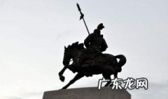 匈奴小入佯北不胜以数千人委之翻译 匈奴小入,佯北不胜,以数千人委之翻译