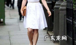 小白裙搭配什么鞋子高跟鞋 小白裙搭配什么鞋子