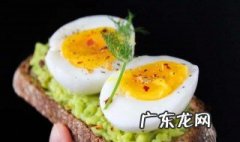 一天吃一个鸡蛋还是两个 一天吃一个鸡蛋还是二个鸡蛋好