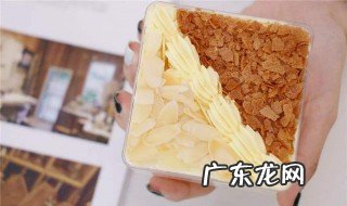 怎么给蛋糕撒脆片好吃 怎么给蛋糕撒脆片