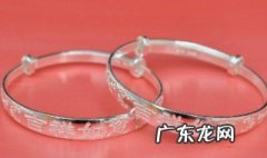 银手镯一直变黑是什么原因引起的 银手镯一直变黑是什么原因