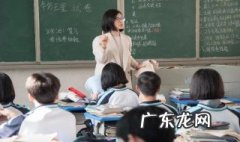 疾风知劲草板荡识诚臣是什么意思与它相近的是什么 疾风知劲草板荡识诚臣是什么意思