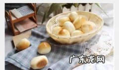烤盘黄黄的怎么洗干净 烤盘的黄渍怎么清洗
