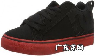 黑色板鞋变黄怎么洗白 黑色板鞋变黄怎么洗白呢