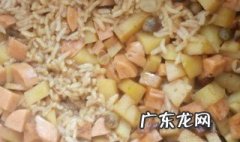 最简单的土豆焖饭的做法视频 最简单的土豆焖饭的做法