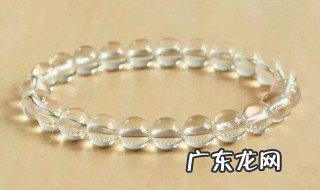 白水晶和什么搭配好 白水晶和什么搭配好呢