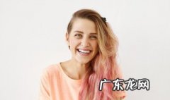 描写飘逸秀发的句子 形容秀发飘逸的句子