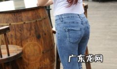 牛仔裤怎么剪破洞好看图解 牛仔裤怎么剪破洞好看