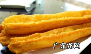 家中最简单炸油条方法不用牛奶 家中最简单炸油条方法不用酵母