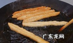 五香油条的家常做法 五香油条的家常做法大全